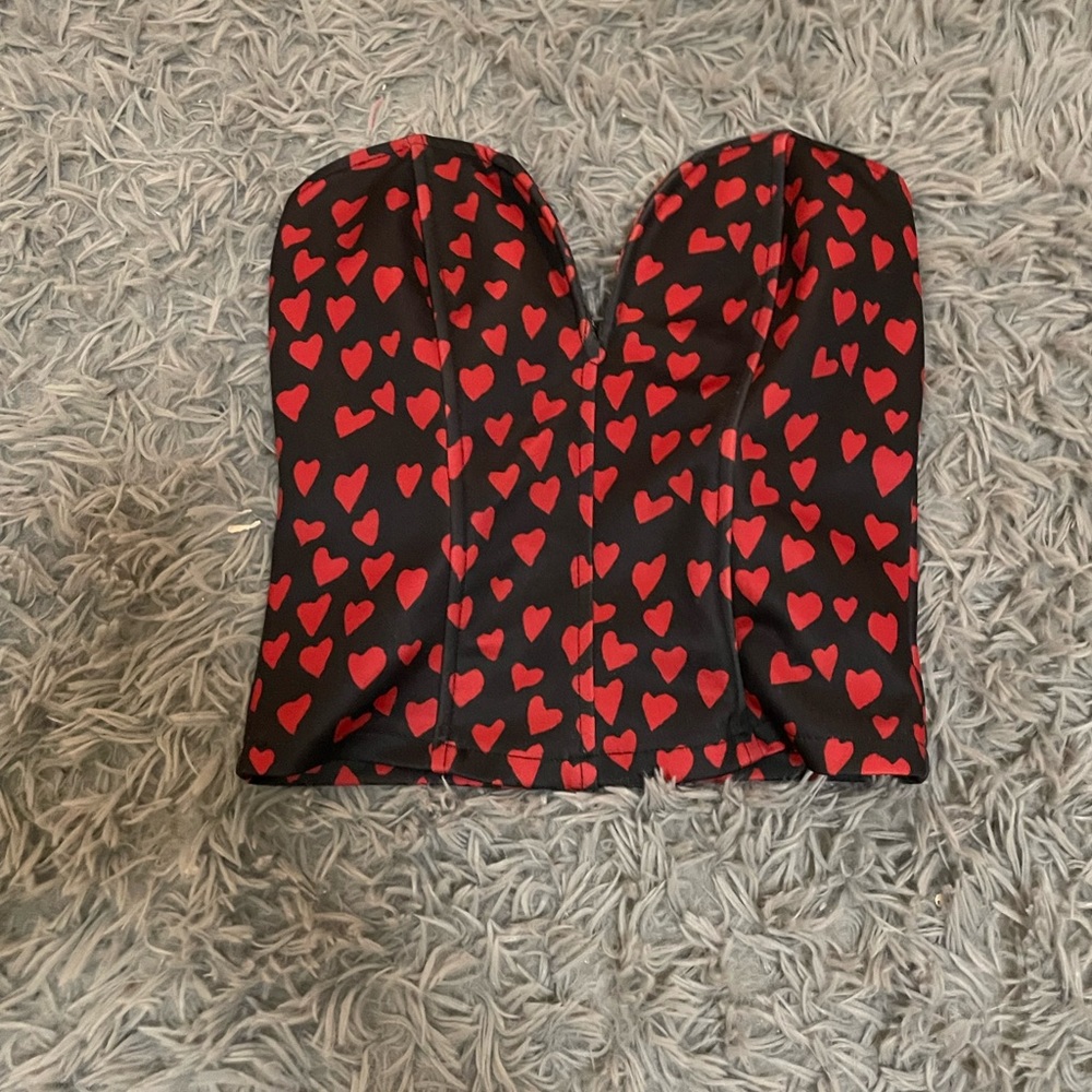 red heart top